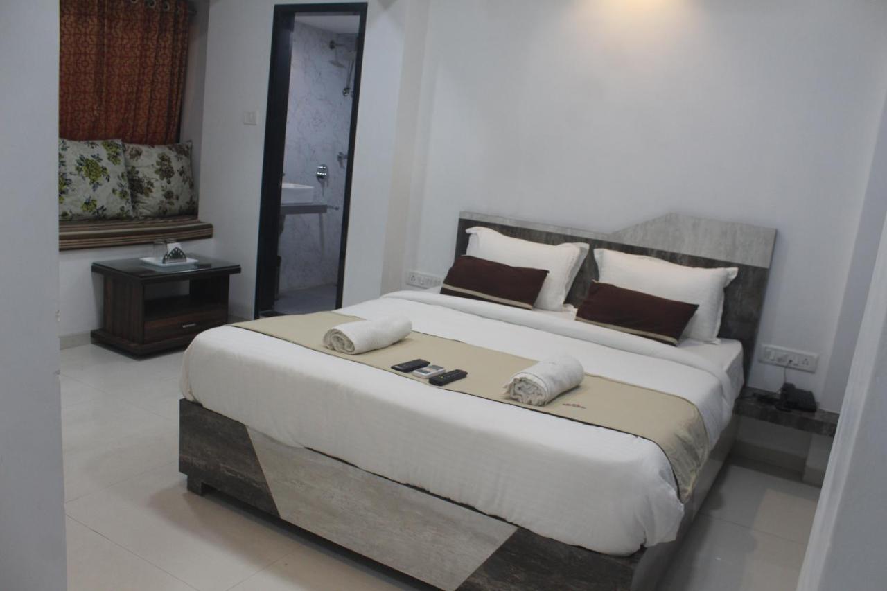 Hotel Park Inn Andheri West Мумбаи Экстерьер фото