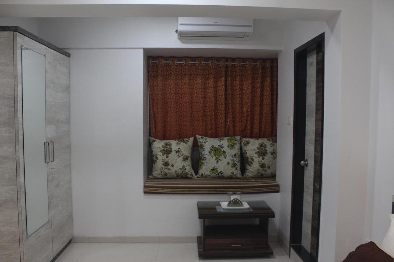 Hotel Park Inn Andheri West Мумбаи Экстерьер фото